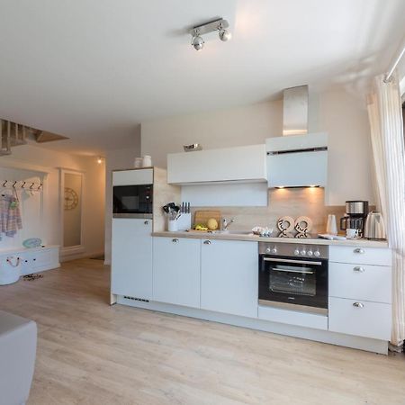 Ferienwohnungen Haus Am Strand Zingst Eksteriør billede