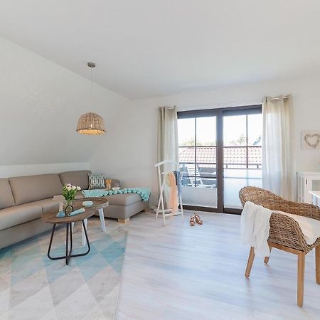 Ferienwohnungen Haus Am Strand Zingst Eksteriør billede