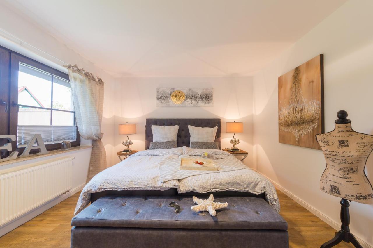 Ferienwohnungen Haus Am Strand Zingst Eksteriør billede