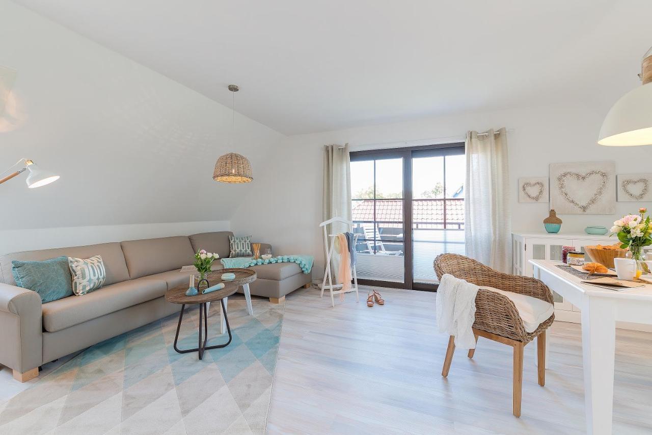 Ferienwohnungen Haus Am Strand Zingst Eksteriør billede